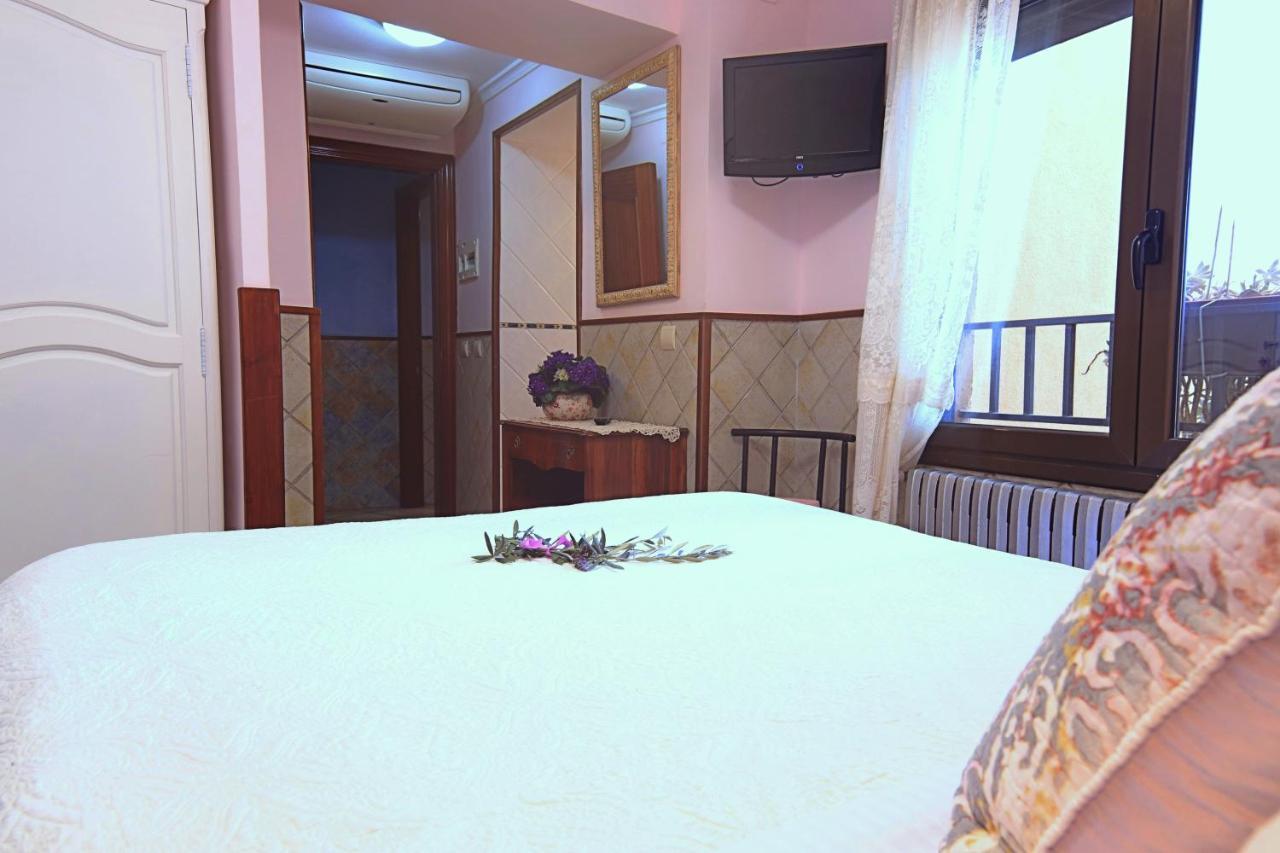Estudios Casa Lola De Talarn Kültér fotó